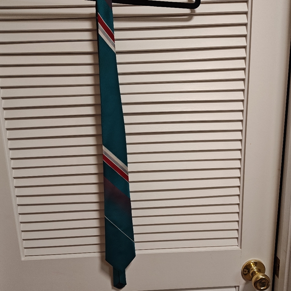 Stylish Teal and Red Striped Tie